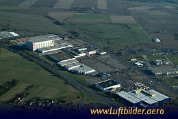 Luftbild Einkaufszentrum in Waltersdorf